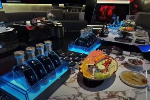 甘孜夜总会招聘,甘孜商务KTV招聘,报销机票提供住宿零费用